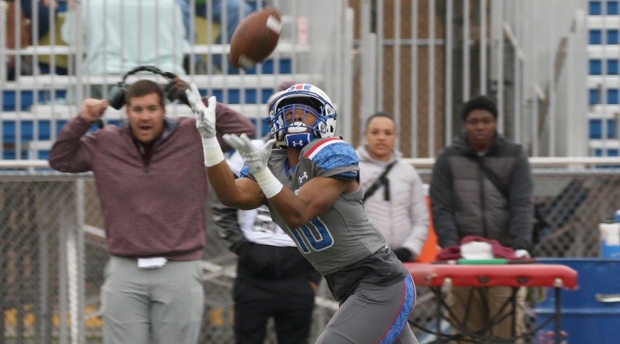Jawaun Johnson focuses on the ball and hauls in a 43-yard reception in the Blue Dragons' 29-24 loss to Fort Scott on Saturday at Gowans Stadium. (Joel Powers/Blue Dragon Sports Information)