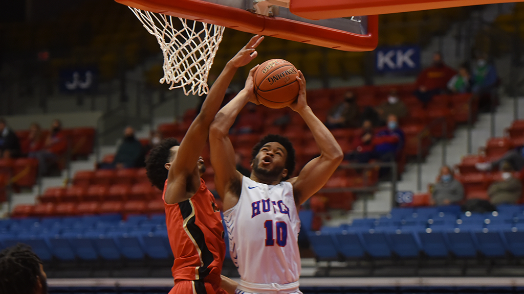 Chris Robinson goes to the hope for two of his team-high 19 points in Hutchinson's 101-85 win over Northwest Tech on Wednesday at the Sports Arena. (Garrett Riehs/Blue Dragon Sports Information)