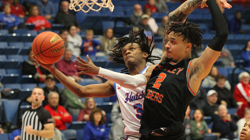 J.P. Ricks drives to the hoop in the No. 19 Blue Dragon men's 83-70 loss to No. 11 Cowley on Saturday at the Sports Arena (Billy Watson/Blue Dragon Sports Information)