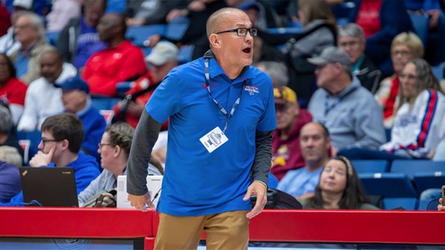 Head coach Tommy DeSalme and the Blue Dragon men's basketball team plays Connors State in the quarterfinals of the NJCAA Tournament on Wednesday at the Sports Arena. (Andrew Carpenter/Digital Fox Photography).