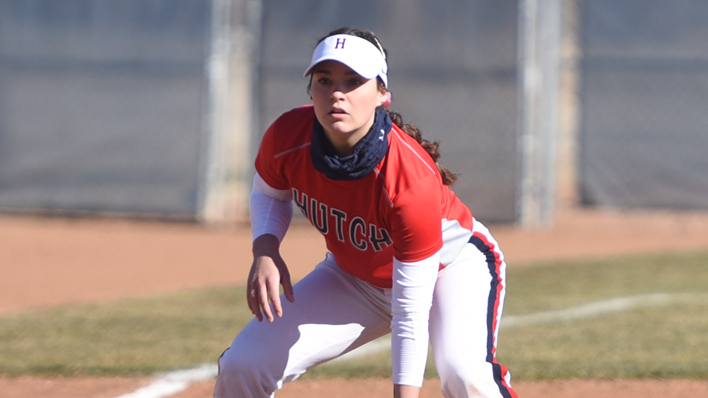 Blue Dragon third baseman Madison Grimes had a huge Blue Dragon debut on Friday vs. Fort Scott. She was 6 for 8 with two home runs and five RBIs in a sweep of the Greyhounds, 3-0 and 27-0 (Garrett Ries/Blue Dragon Sports Information)