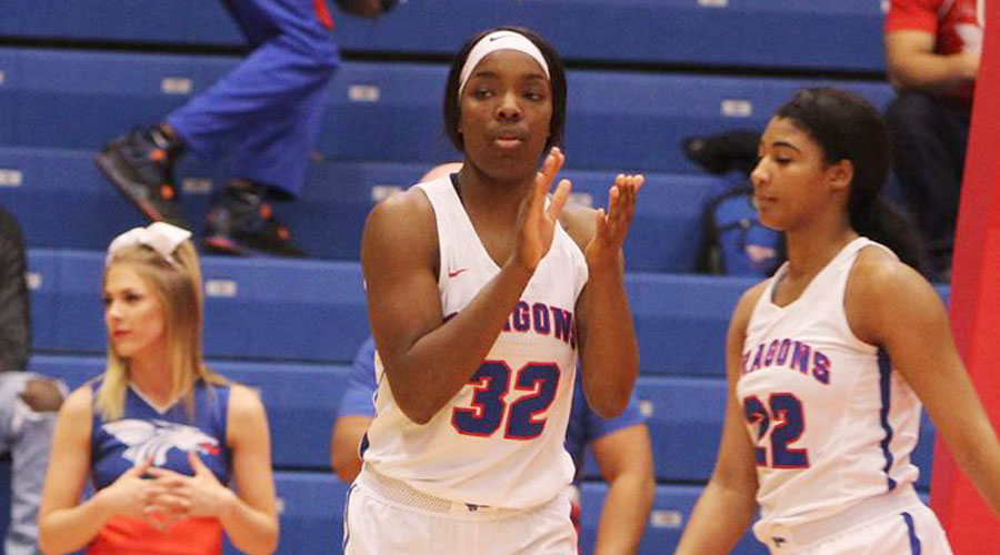 Jada Mickens and the Blue Dragon women take on Neosho County at 5:30 p.m. on Wednesday at the Sports Arena. (Allie Schweizer/Blue Dragon Sports Information)