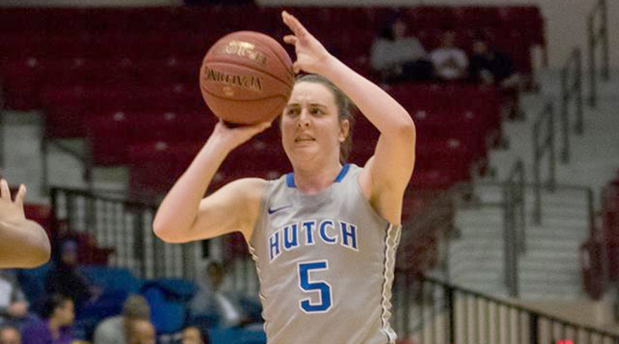 Kelsey Brett scored a career-high 12 points in Hutchinson's 75-57 road victory on Wednesday at Barton. (Allie Schweizer/Blue Dragon Sports Information)