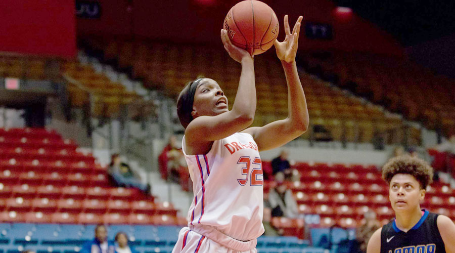 Jada Mickens as the No. 12 Blue Dragon Women travel to Liberal to take on No. 6 Seward County at 6 p.m. on Saturday. (Allie Schweizer/Blue Dragon Sports Information)