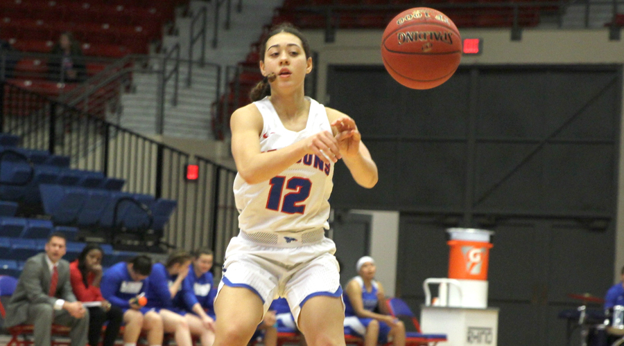 Tia Bradshaw came off the bench to contribute four 3-pointers and 15 points in No. 13 Hutchinson's 102-35 win over Lamar on Tuesday at the Sports Arena. (Bre Rogers/Blue Dragon Sports Information)