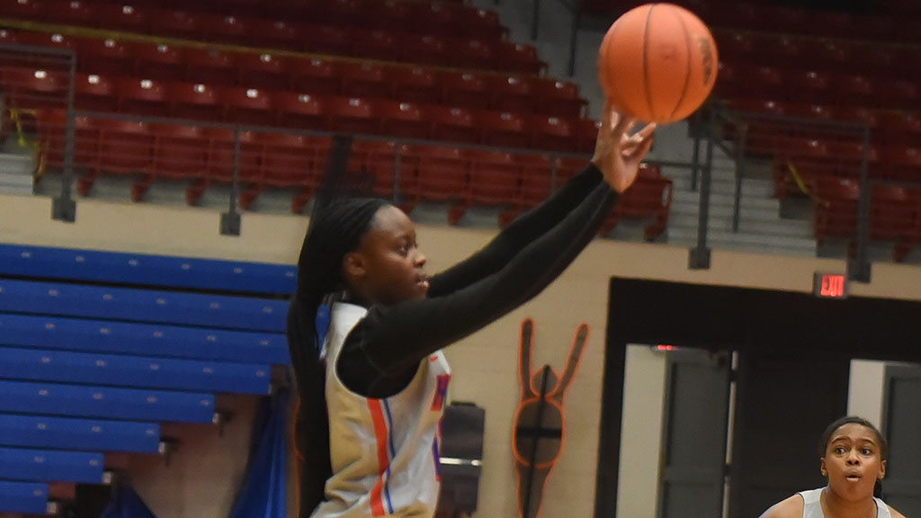 K.K. Adams came off the bench to score a team-high 17 points in No. 24 Hutchinson's 84-61 victory over Cowley on Wednesday in Arkansas City. (Sammi Carpenter/Blue Dragon Sports Information)