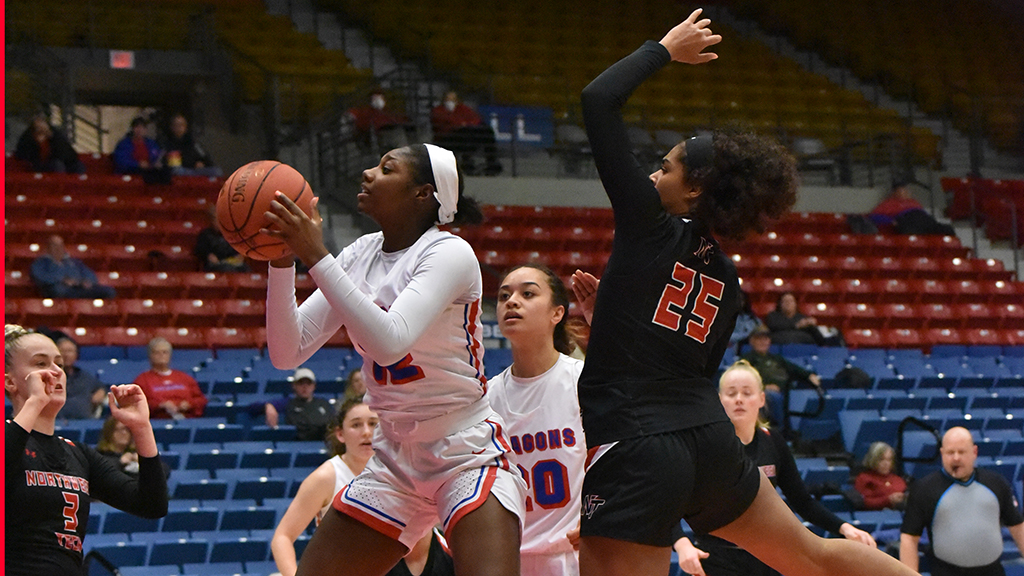 Kali Howard was one of five Blue Dragons to score in double figures as the Blue Dragon women's basketball team defeated Northwest Tech 74-42 on Wednesday Night at the Sports Arena. (Sammi Carpenter/Blue Dragon Sports Information)