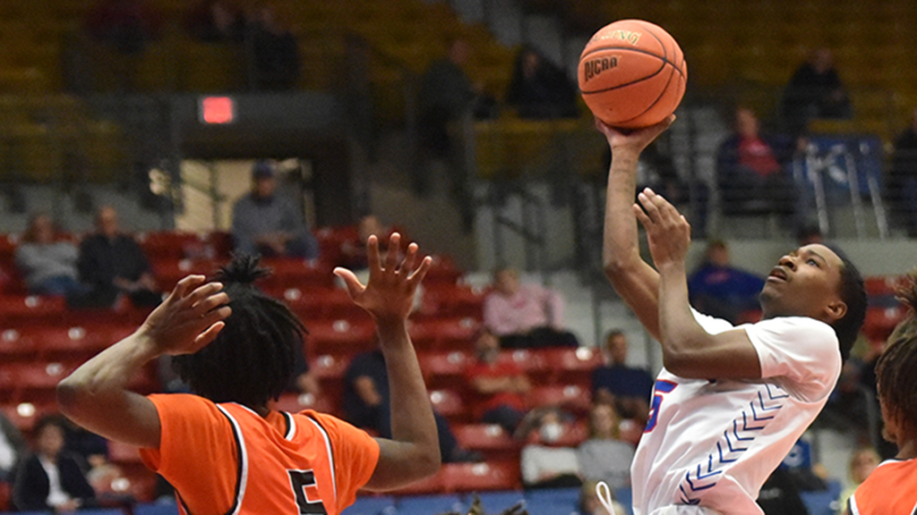 Kobe Campbell scores a career-high 24 points, but the Blue Dragons drop an 83-80 decision on Saturday at Cowley College. (Sammi Carpenter/Blue Dragon Sports Information)