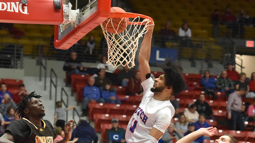 Jacquez Yow goes off for a career-high 39 points, nine in overtime, as the Blue Dragons defeated Garden City 120-113 in overtime on Wedneday in Garden City (Sammi Carpenter/Blue Dragon Sports Information)