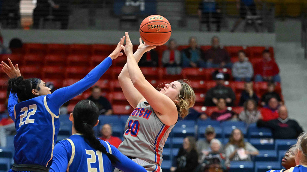 Madi Denison had her first career double-double with 18 points and 13 rebounds in the Blue Dragons' 106-33 Barton Classic victory over Labette on Friday at Great Bend. (Andrew Carpenter/Blue Dragon Sports Information)